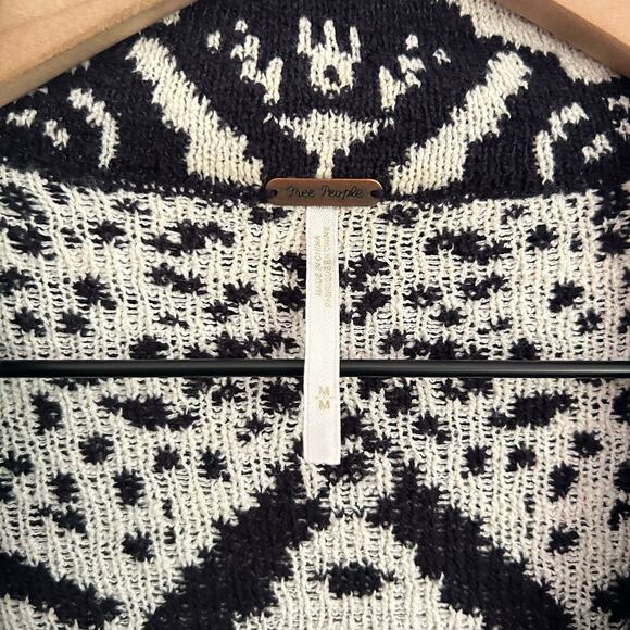 Free People Smitten Kitten Pattern Sweater Cardigan Size M Blue - Picture 7 of 7